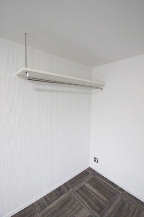 物件内観写真11　(収納)