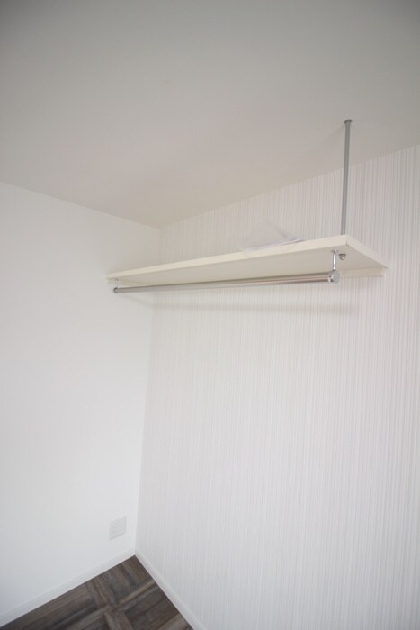 物件内観写真11　(収納)