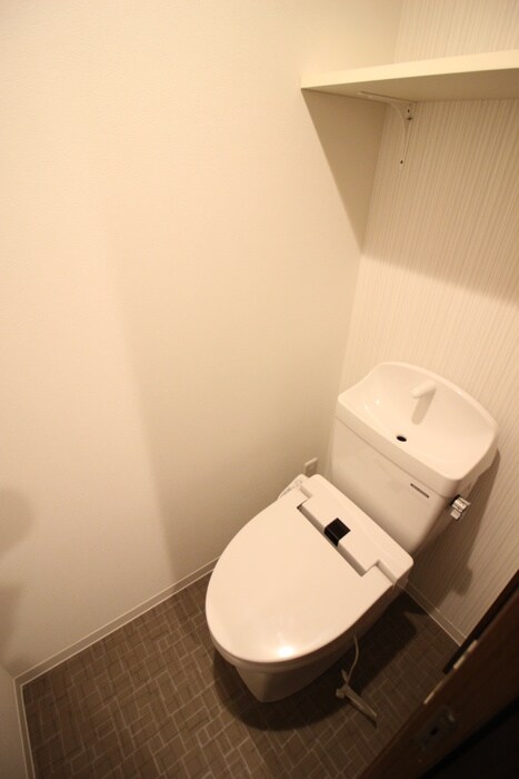 物件内観写真15　(トイレ)