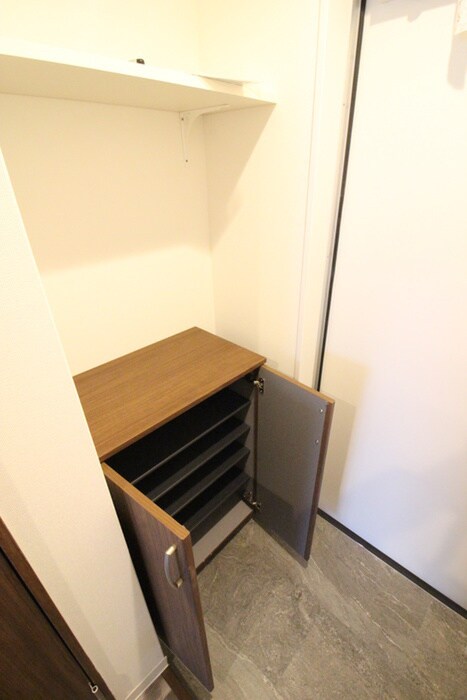 物件内観写真19　(靴箱)