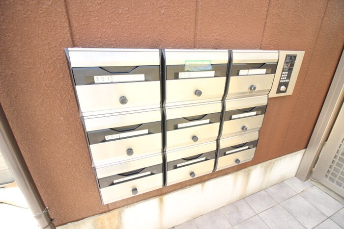 物件外観写真6　(建物設備)