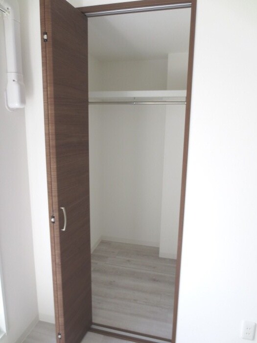 物件内観写真11　(収納)