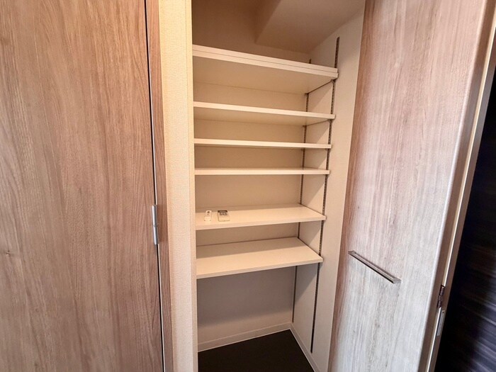 物件内観写真15　(靴箱)