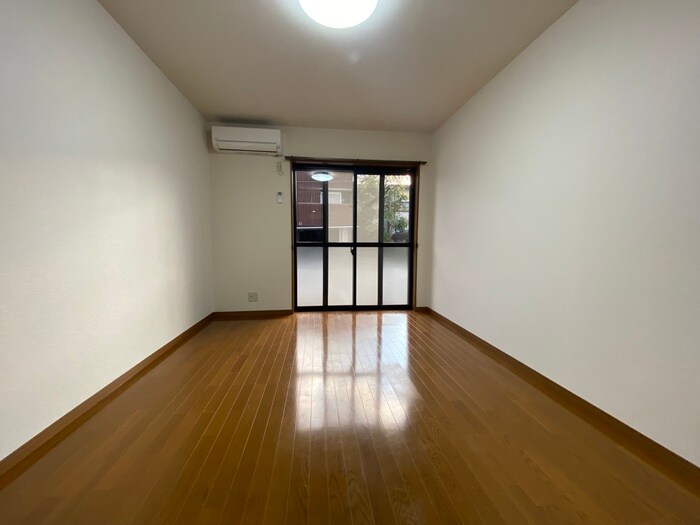 物件内観写真22　(居室)