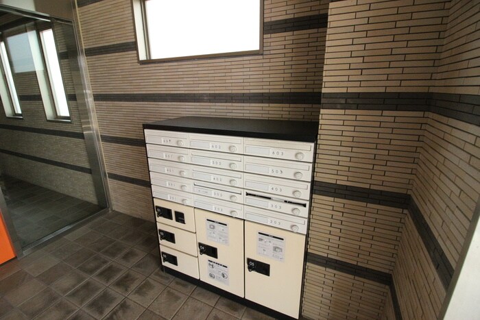 物件外観写真6　(建物設備)