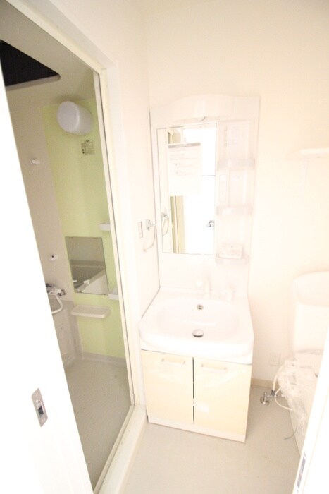 物件内観写真12　(洗面)