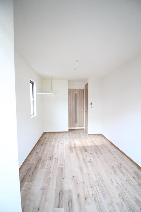 物件内観写真19　(居室)