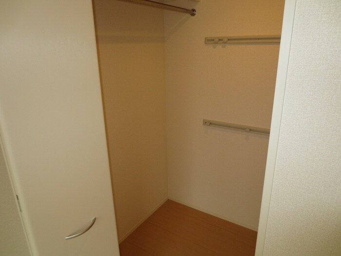 物件内観写真13　(収納)