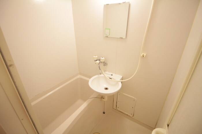 物件内観写真12　(バス／シャワールーム等)