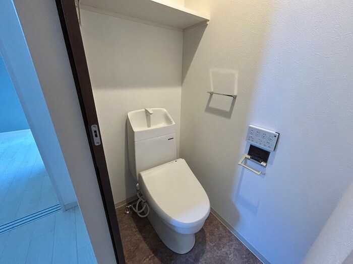 物件内観写真12　(トイレ)