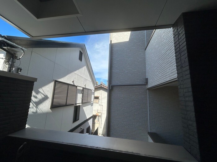 物件内観写真22　(室内からの展望)