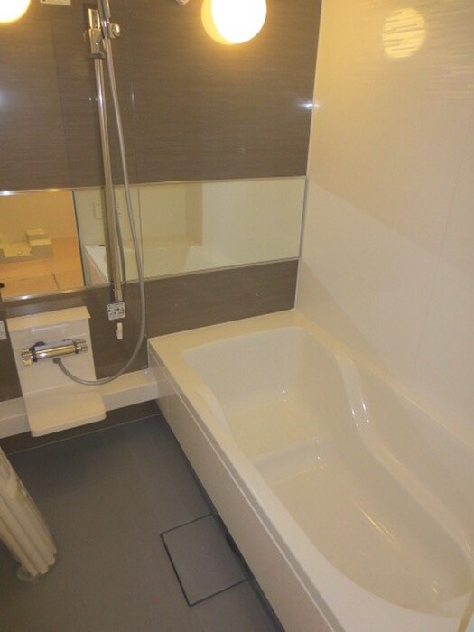 物件内観写真12　(バス／シャワールーム等)