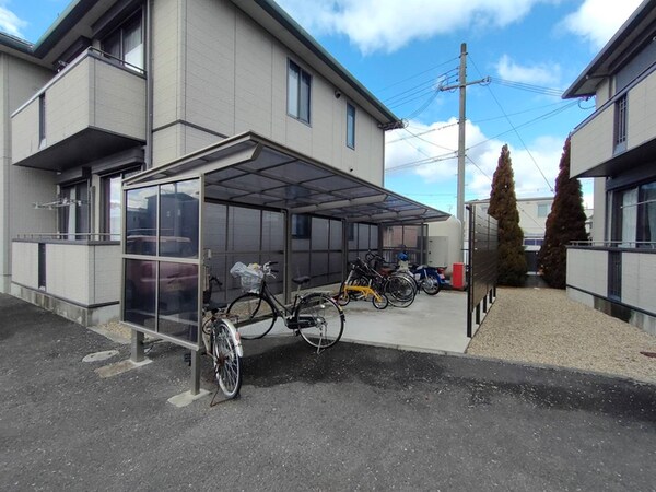 駐輪場