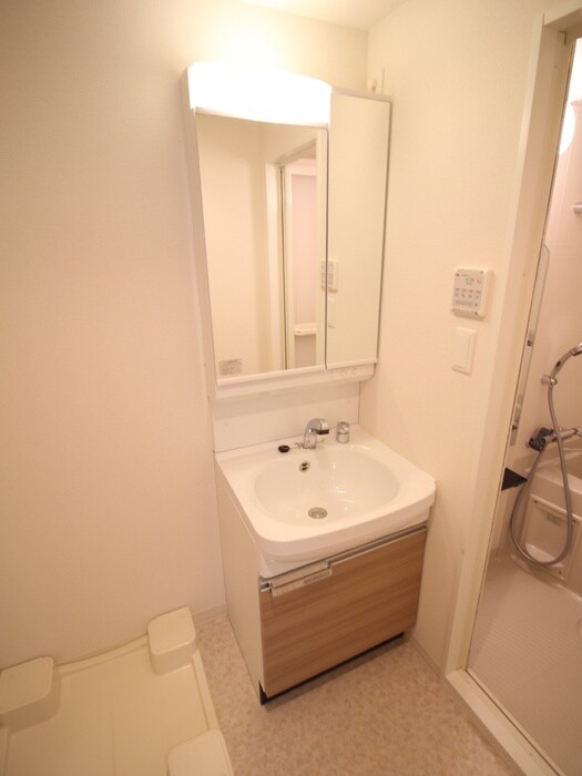 物件内観写真9　(洗面)