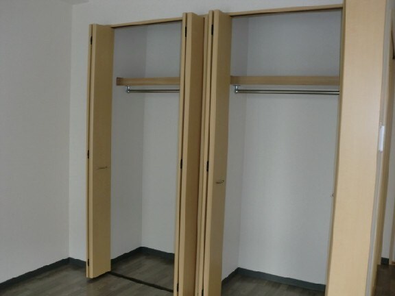 物件内観写真13　(収納)