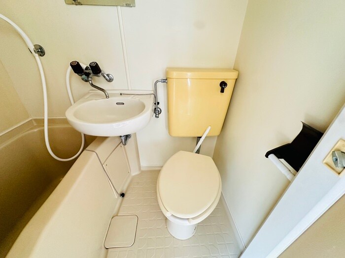 物件内観写真12　(トイレ)