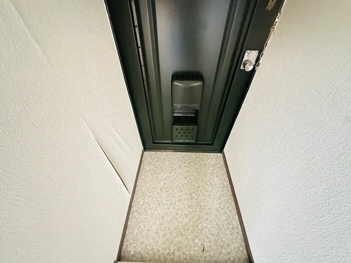 物件内観写真21　(玄関)