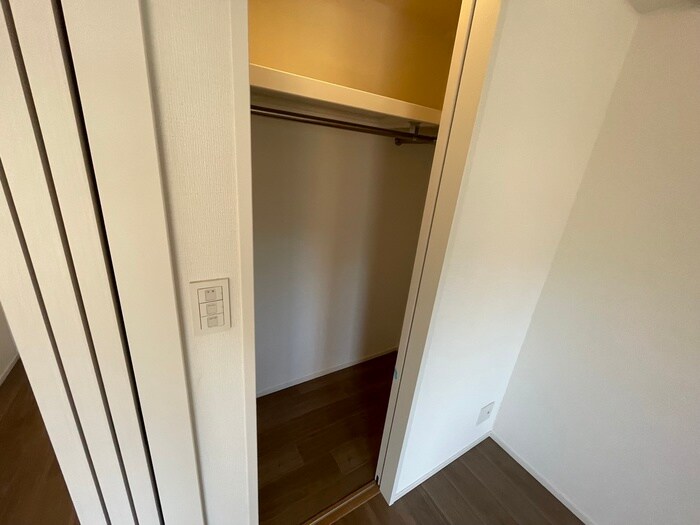 物件内観写真15　(収納)