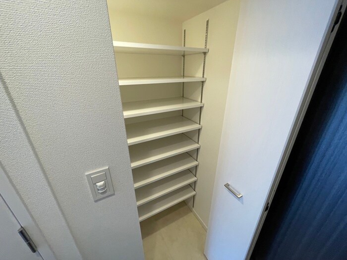 物件内観写真18　(靴箱)