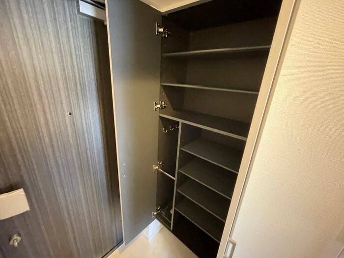 物件内観写真19　(靴箱)