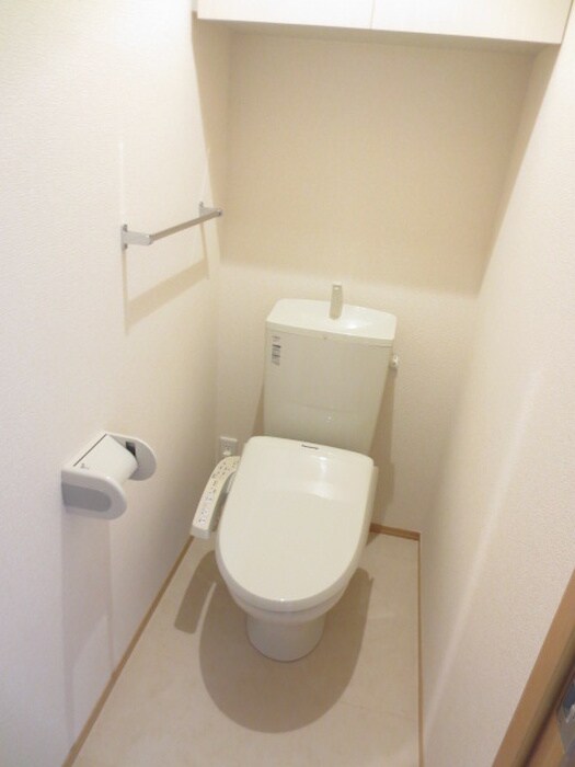 物件内観写真9　(トイレ)