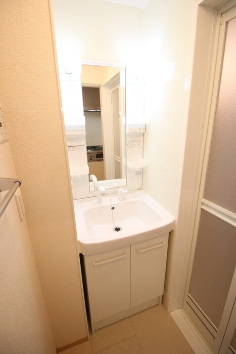 物件内観写真11　(洗面)