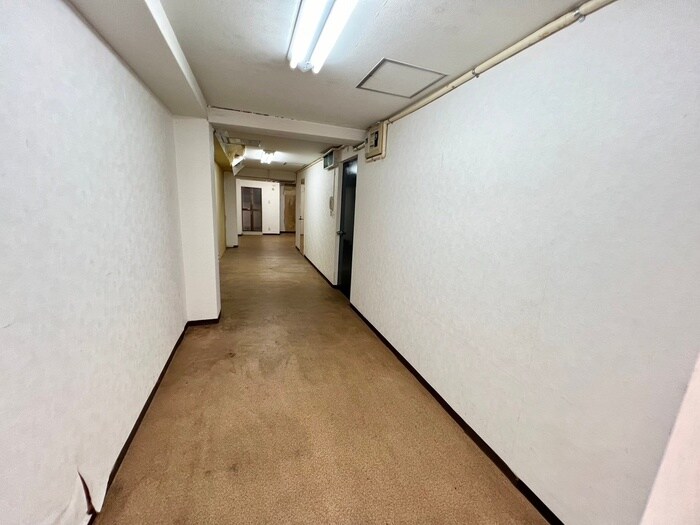 物件内観写真4　(居室)