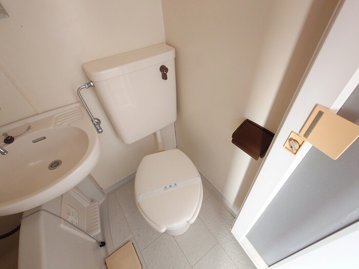 物件内観写真7　(トイレ)