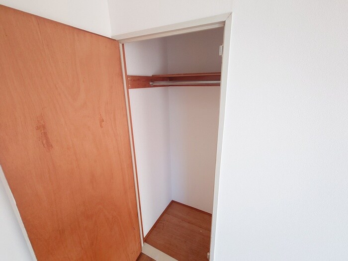 物件内観写真10　(収納)