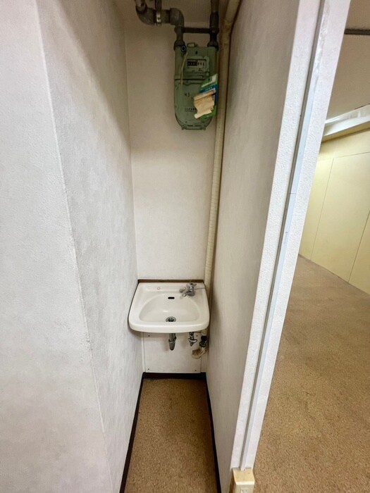 物件内観写真12　(洗面)