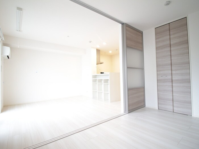 物件内観写真12　(居室)