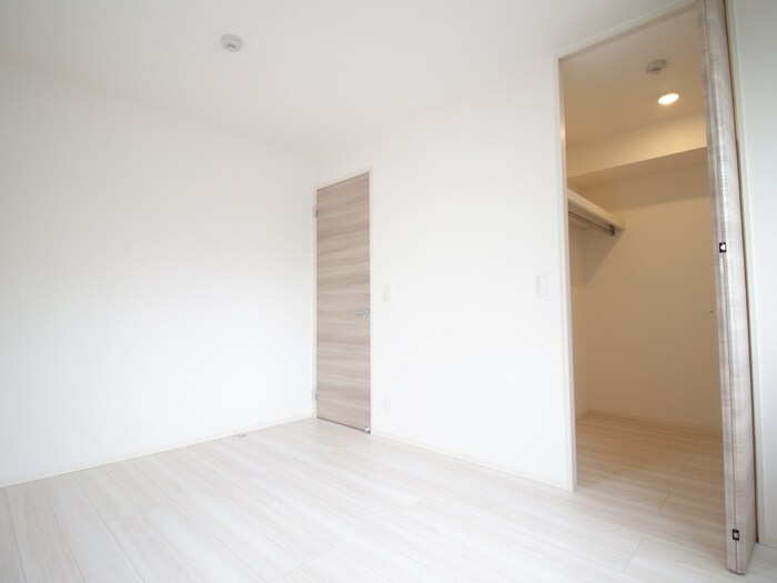 物件内観写真18　(居室)