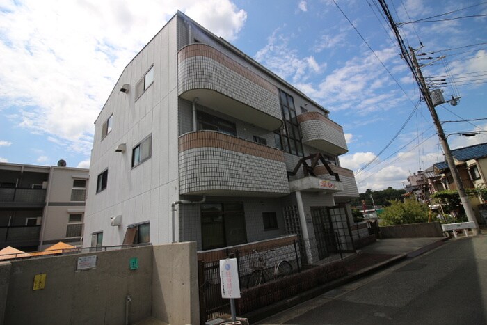 物件外観写真2　(外観写真)