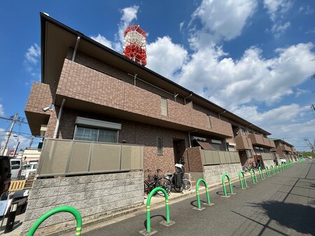 ジュネスト２番館外観写真