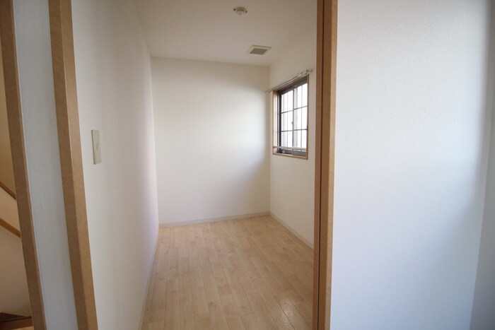 物件内観写真14　(収納)