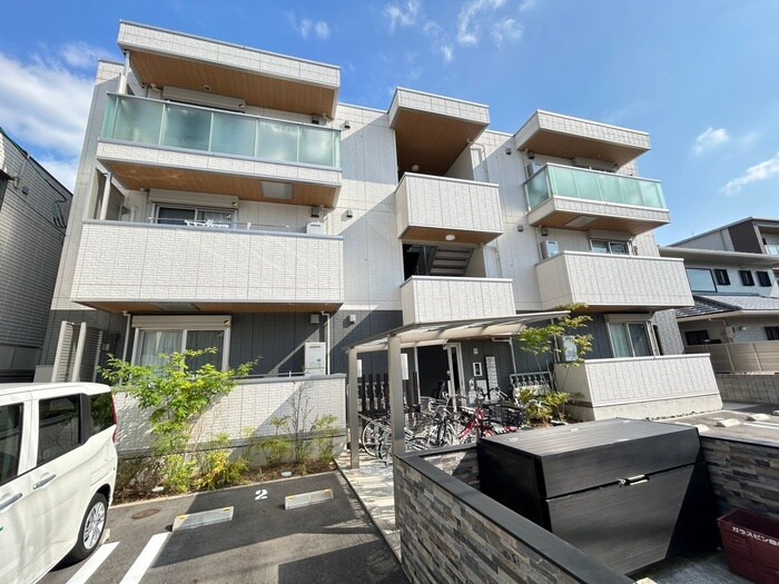 物件外観写真1　(外観写真)