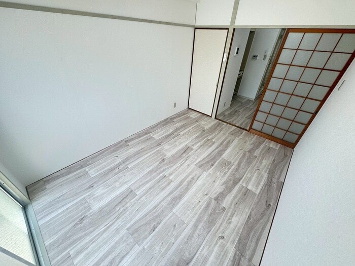 物件内観写真8　(居室)