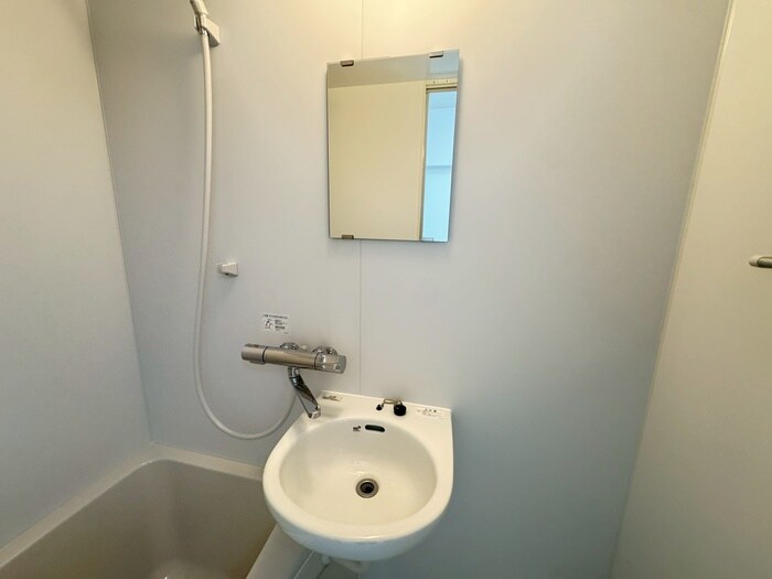 物件内観写真12　(洗面)