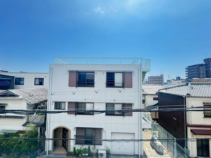 物件内観写真15　(室内からの展望)