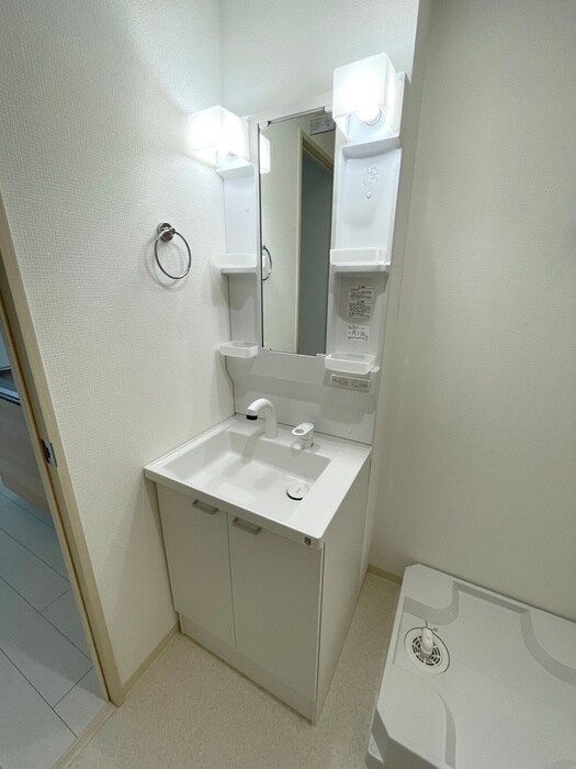 物件内観写真11　(洗面)