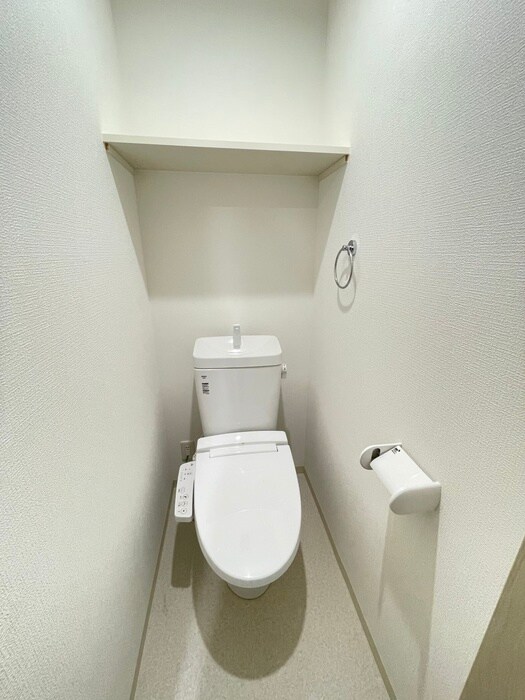 物件内観写真14　(トイレ)