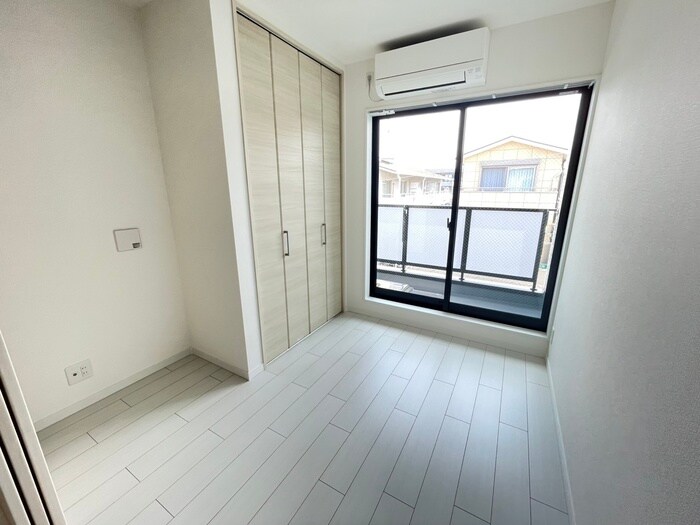 物件内観写真19　(居室)