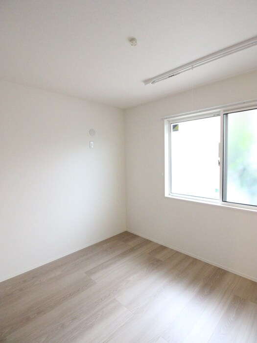 物件内観写真15　(居室)