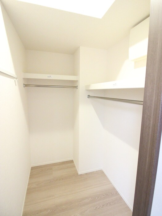 物件内観写真17　(収納)