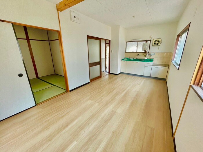 物件内観写真5　(居室)