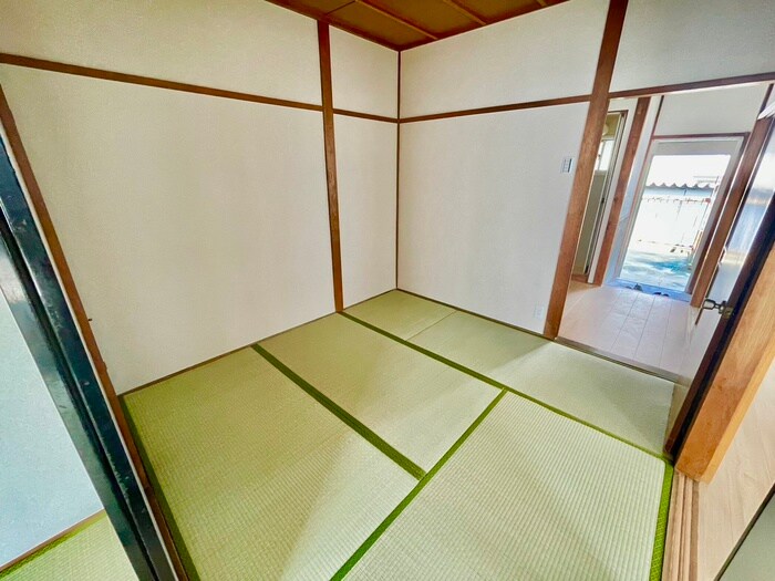 物件内観写真6　(居室)