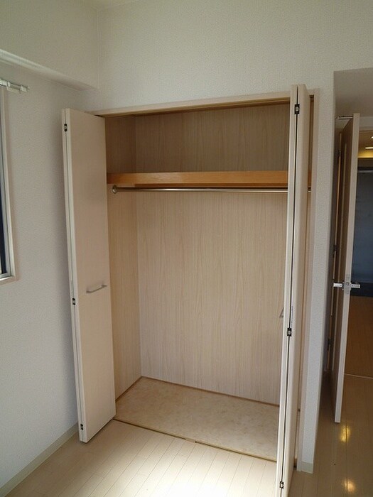 物件内観写真11　(収納)