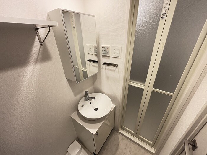 物件内観写真12　(洗面)