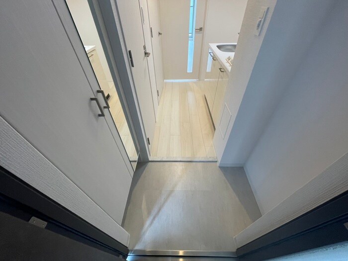 物件内観写真15　(玄関)