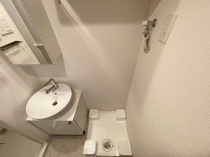 物件内観写真18　(洗濯機置場)